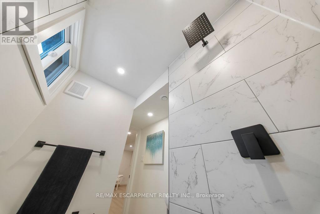 151 East 21st Street, Hamilton, Ontario  L8V 2T5 - Photo 41 - X12709508