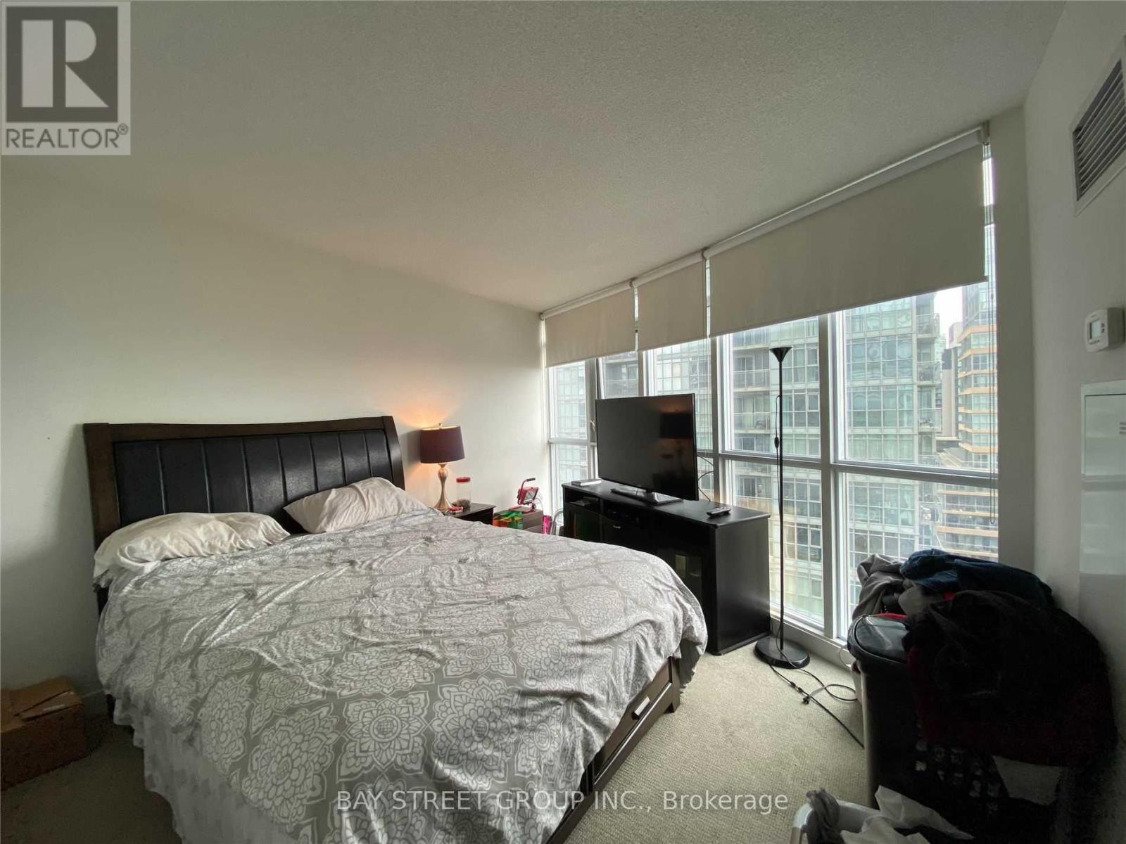 1606 - 21 Iceboat Terrace, Toronto, Ontario  M5V 4A9 - Photo 10 - C12655338