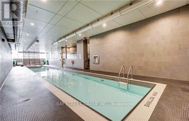 1606 - 21 Iceboat Terrace, Toronto, Ontario  M5V 4A9 - Photo 15 - C12655338