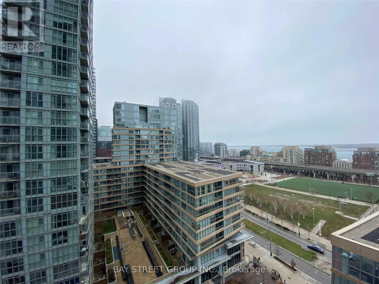 1606 - 21 Iceboat Terrace, Toronto, Ontario  M5V 4A9 - Photo 13 - C12655338