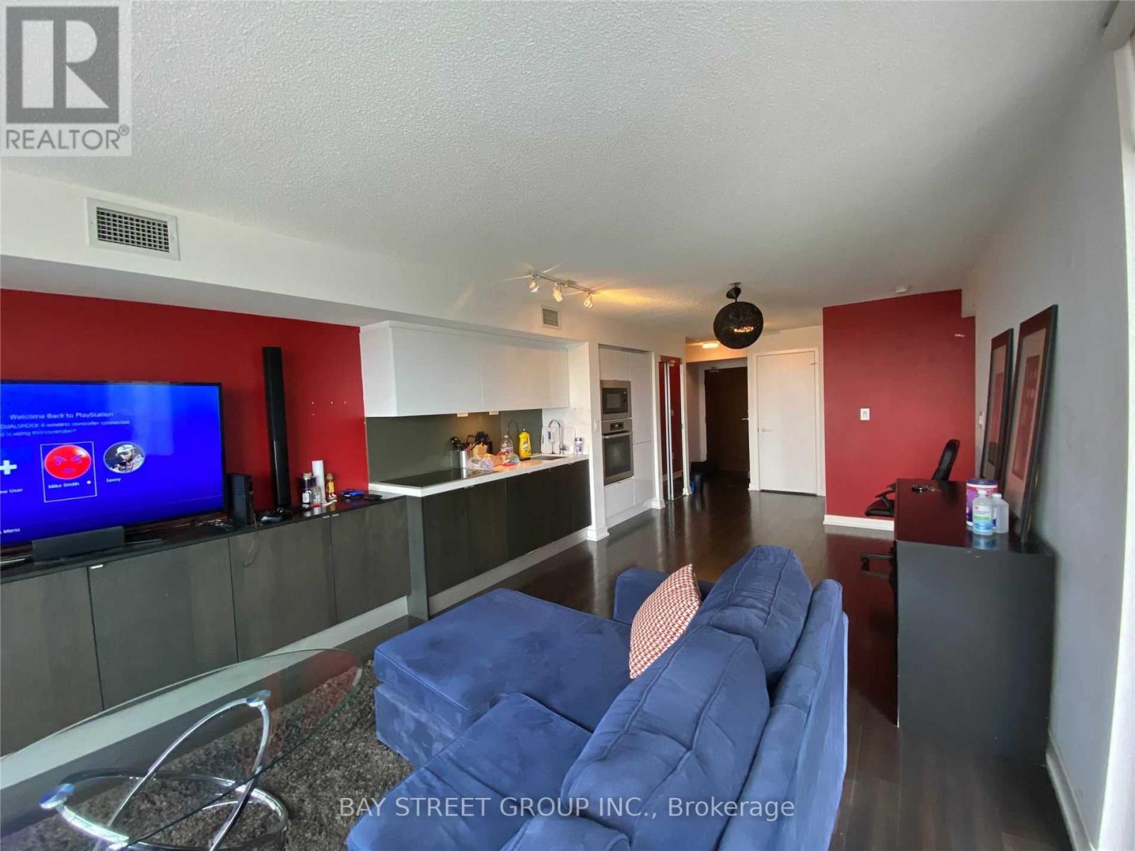 1606 - 21 Iceboat Terrace, Toronto, Ontario  M5V 4A9 - Photo 4 - C12655338