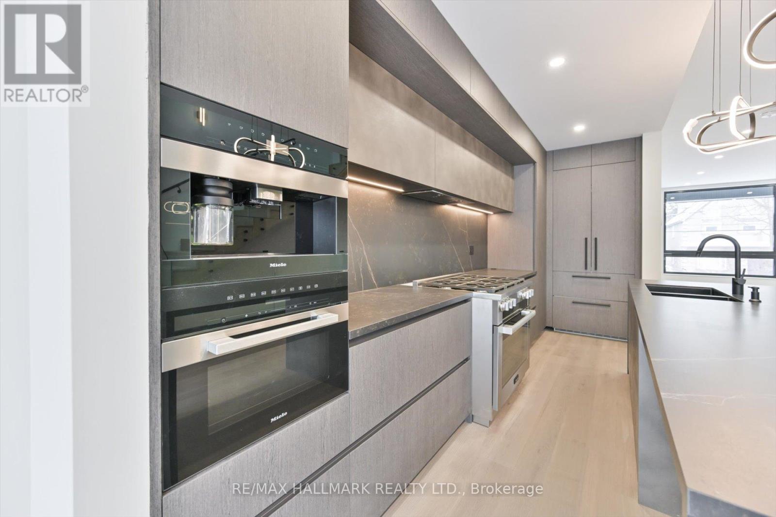 369 Millwood Road, Toronto, Ontario  M4S 1J9 - Photo 10 - C12699054