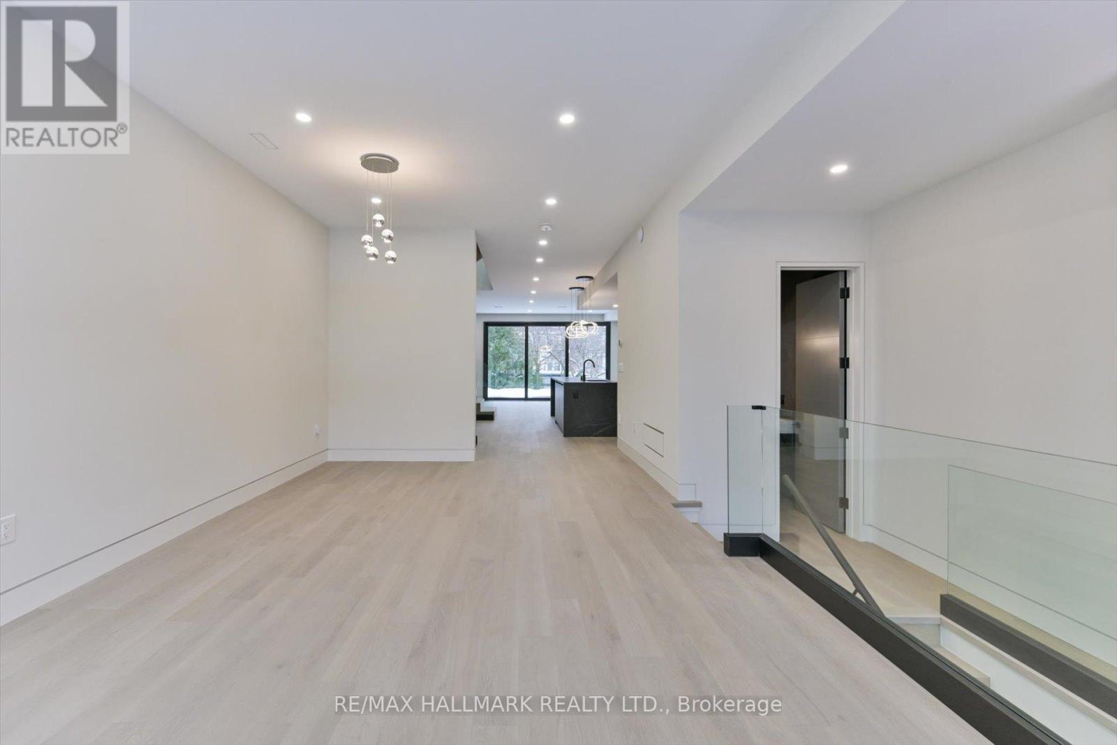 369 Millwood Road, Toronto, Ontario  M4S 1J9 - Photo 6 - C12699054