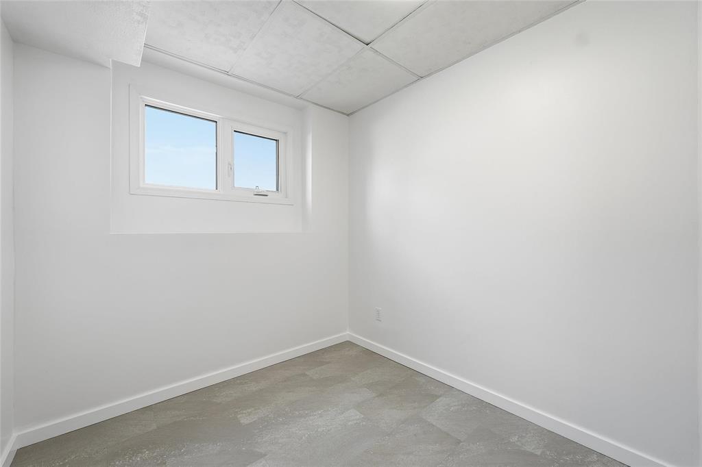 55 Manthorne Avenue, Winnipeg, Manitoba  R2G 2X7 - Photo 21 - 202601107