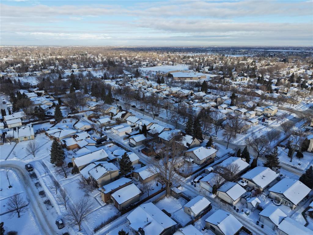 55 Manthorne Avenue, Winnipeg, Manitoba  R2G 2X7 - Photo 33 - 202601107