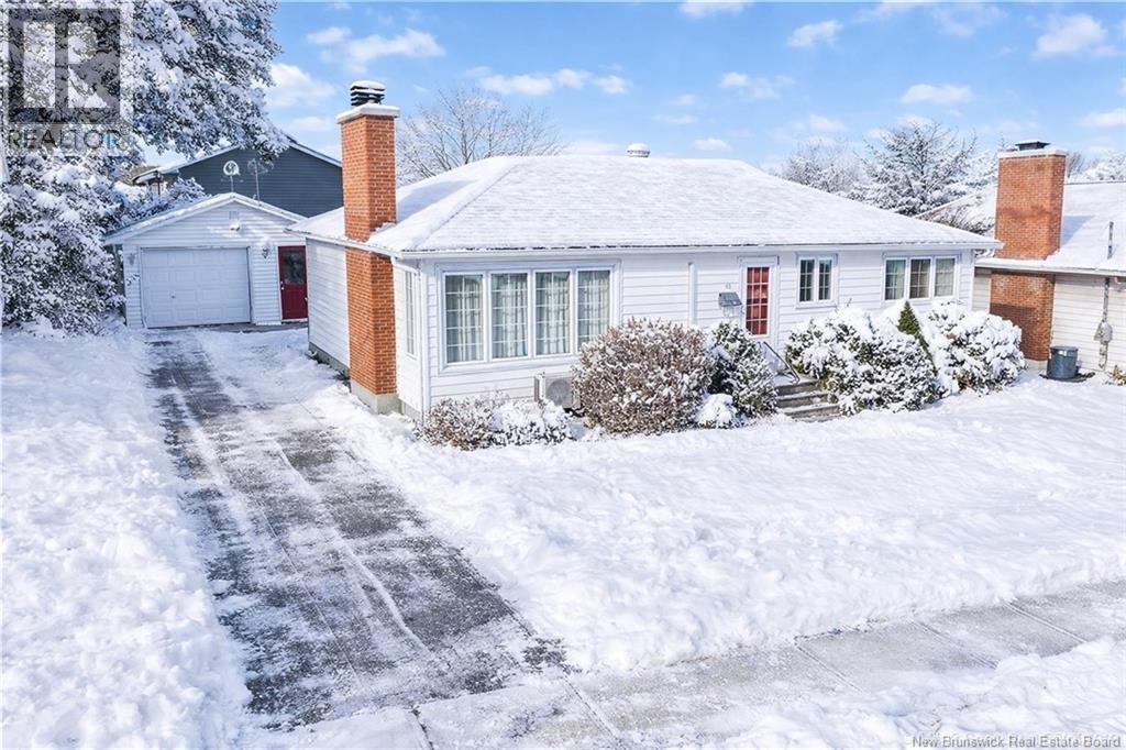 18 Carney Avenue, Moncton, New Brunswick E1C 4H5 - Photo 1 - NB127363