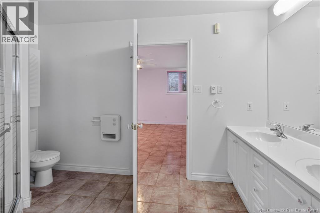 18 Carney Avenue, Moncton, New Brunswick E1C 4H5 - Photo 27 - NB127363