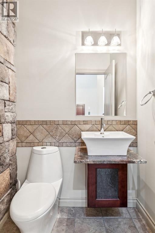 135 Coopers Hill Sw, Airdrie, Alberta  T4B 3B8 - Photo 22 - A2278294