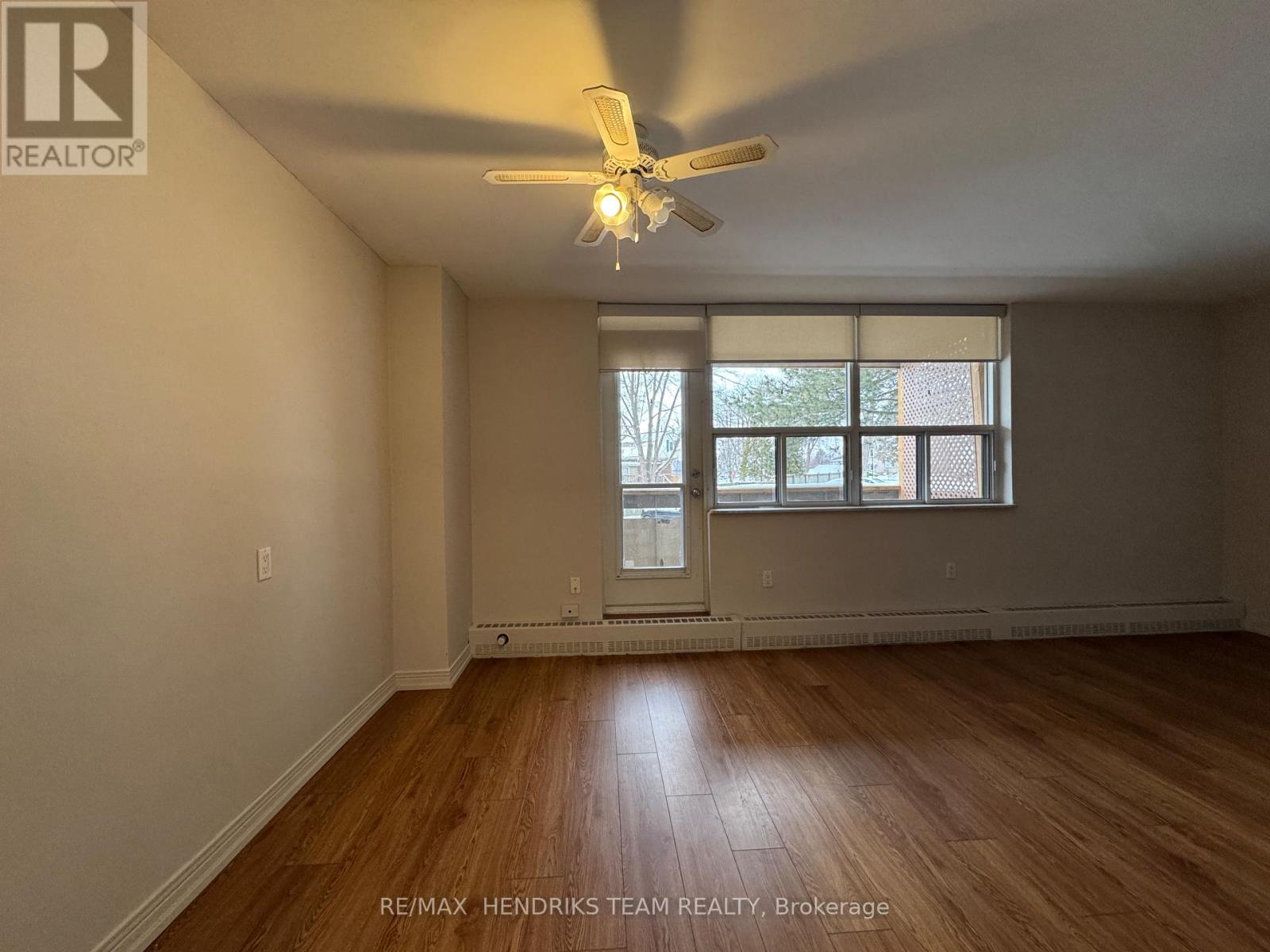 109 - 156 Fitch Street, Welland (Prince Charles), Ontario  L3C 4V6 - Photo 4 - X12709534