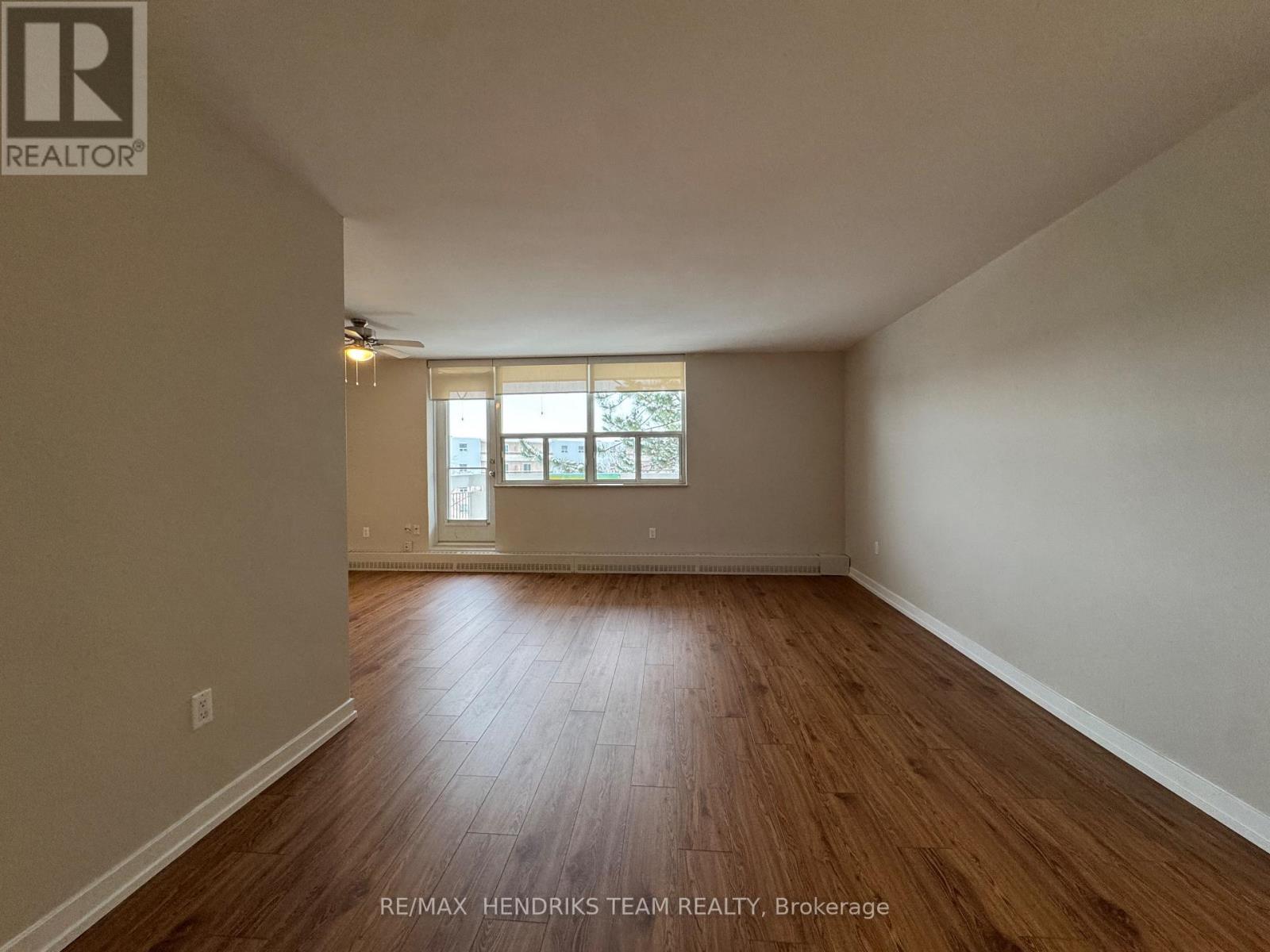 410 - 158 Fitch Street, Welland (Prince Charles), Ontario  L3C 4V6 - Photo 6 - X12709542