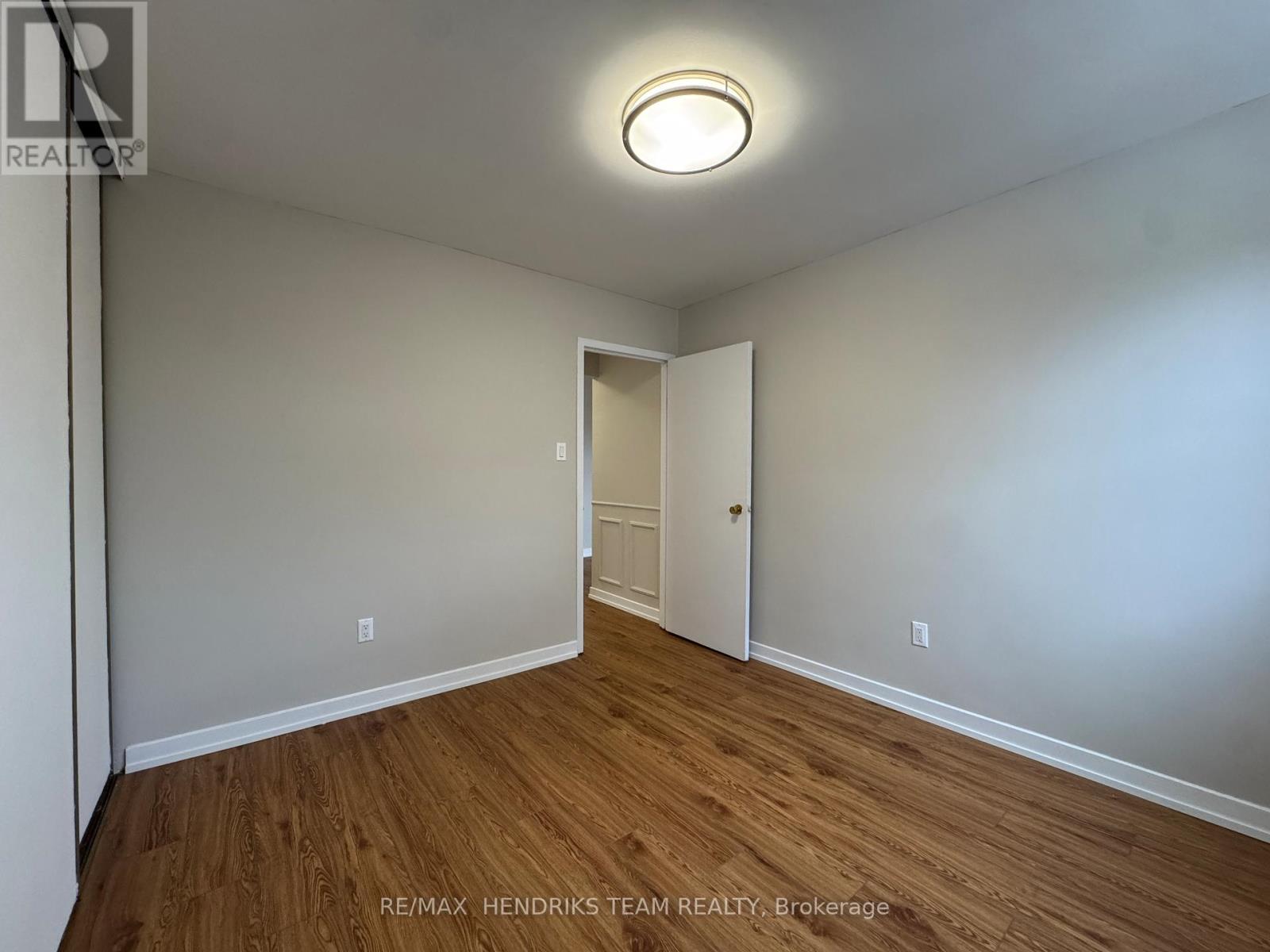 410 - 158 Fitch Street, Welland (Prince Charles), Ontario  L3C 4V6 - Photo 9 - X12709542