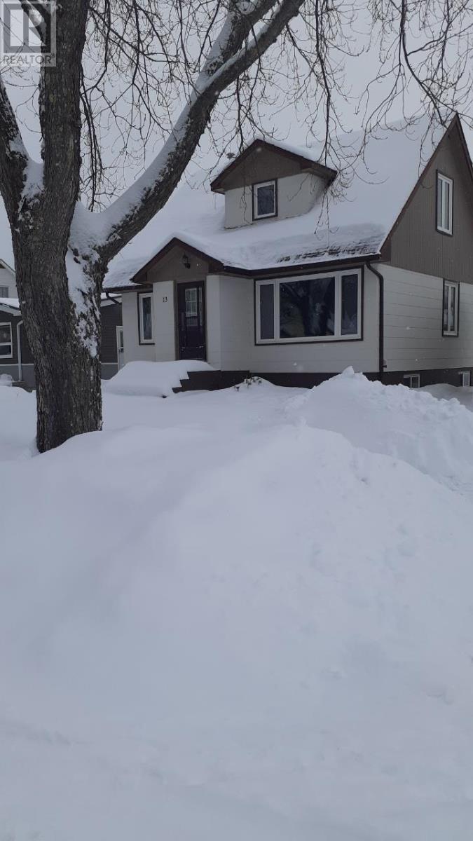 13 Spruce Rd, Atikokan, Ontario  P0T 1C0 - Photo 1 - TB2600094