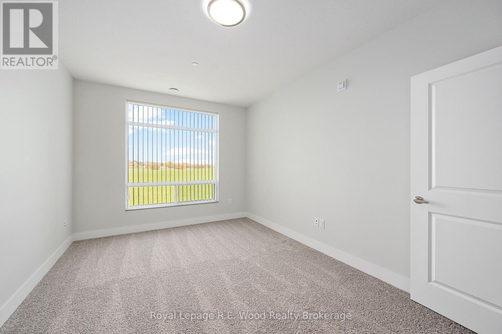 136 Concession Street E, Tillsonburg, Ontario  N4G 1P7 - Photo 2 - X12709632