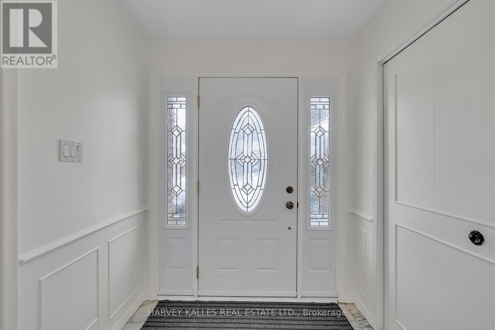 9 Bucks Green Road, Markham, Ontario  L3T 4G1 - Photo 3 - N12708222