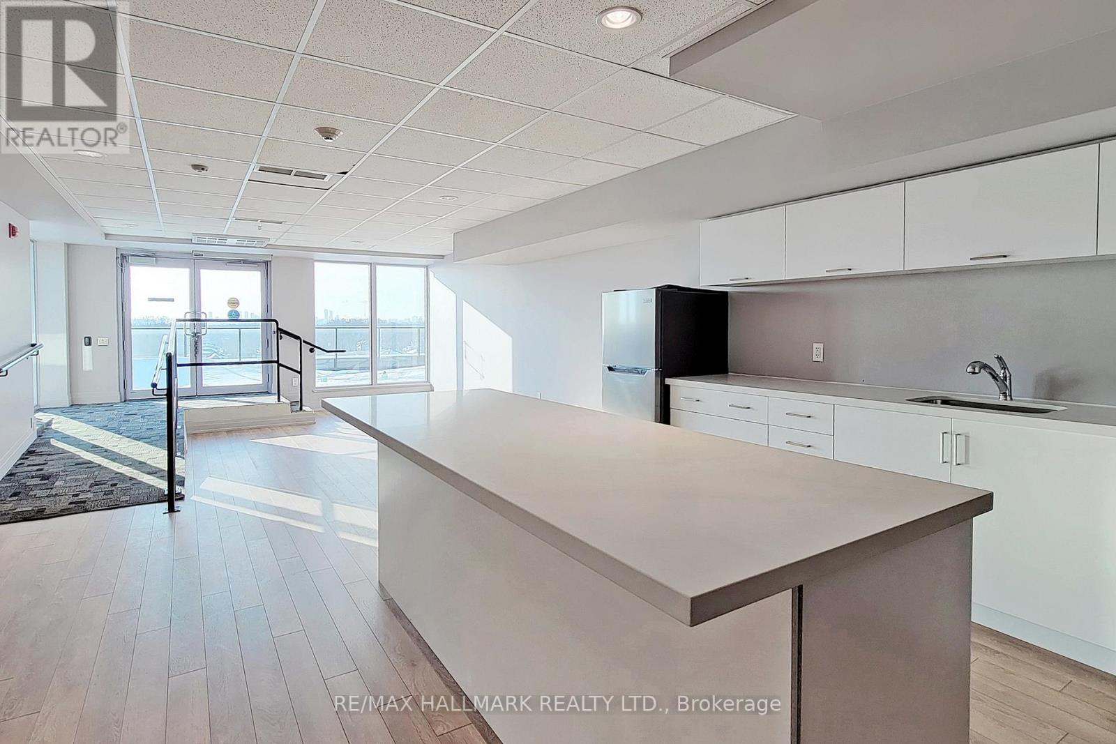 608 - 408 Brown's Line, Toronto, Ontario  M8W 3T8 - Photo 40 - W12707500