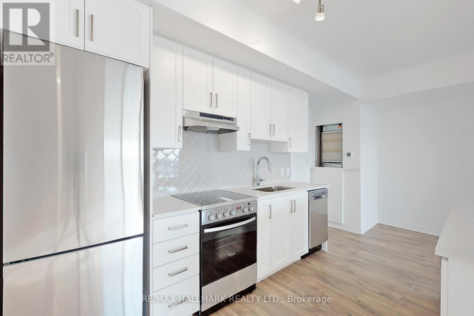 608 - 408 Brown's Line, Toronto, Ontario  M8W 3T8 - Photo 13 - W12707500