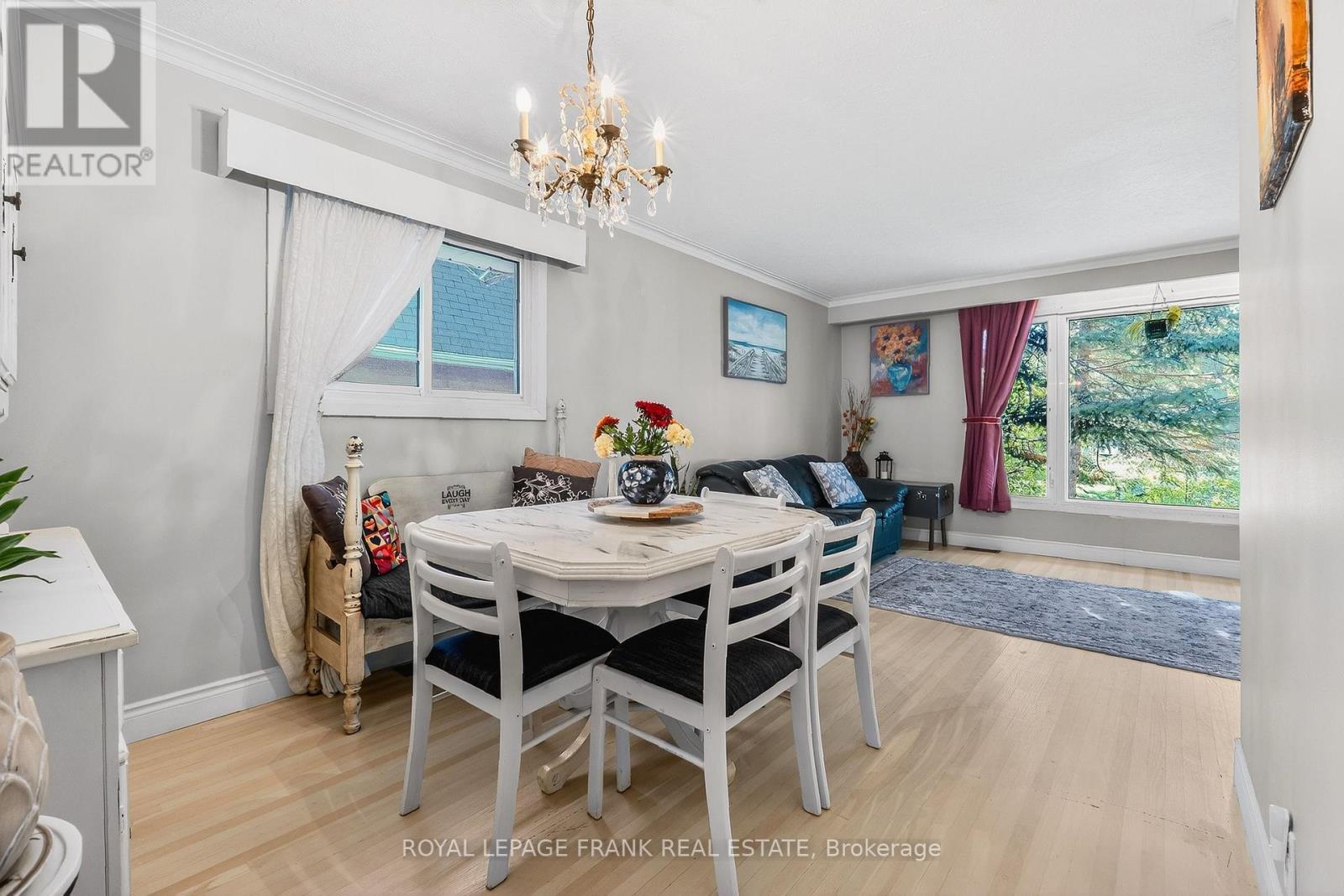 32 Melbourne Street E, Kawartha Lakes, Ontario  K9V 1X7 - Photo 13 - X12509228