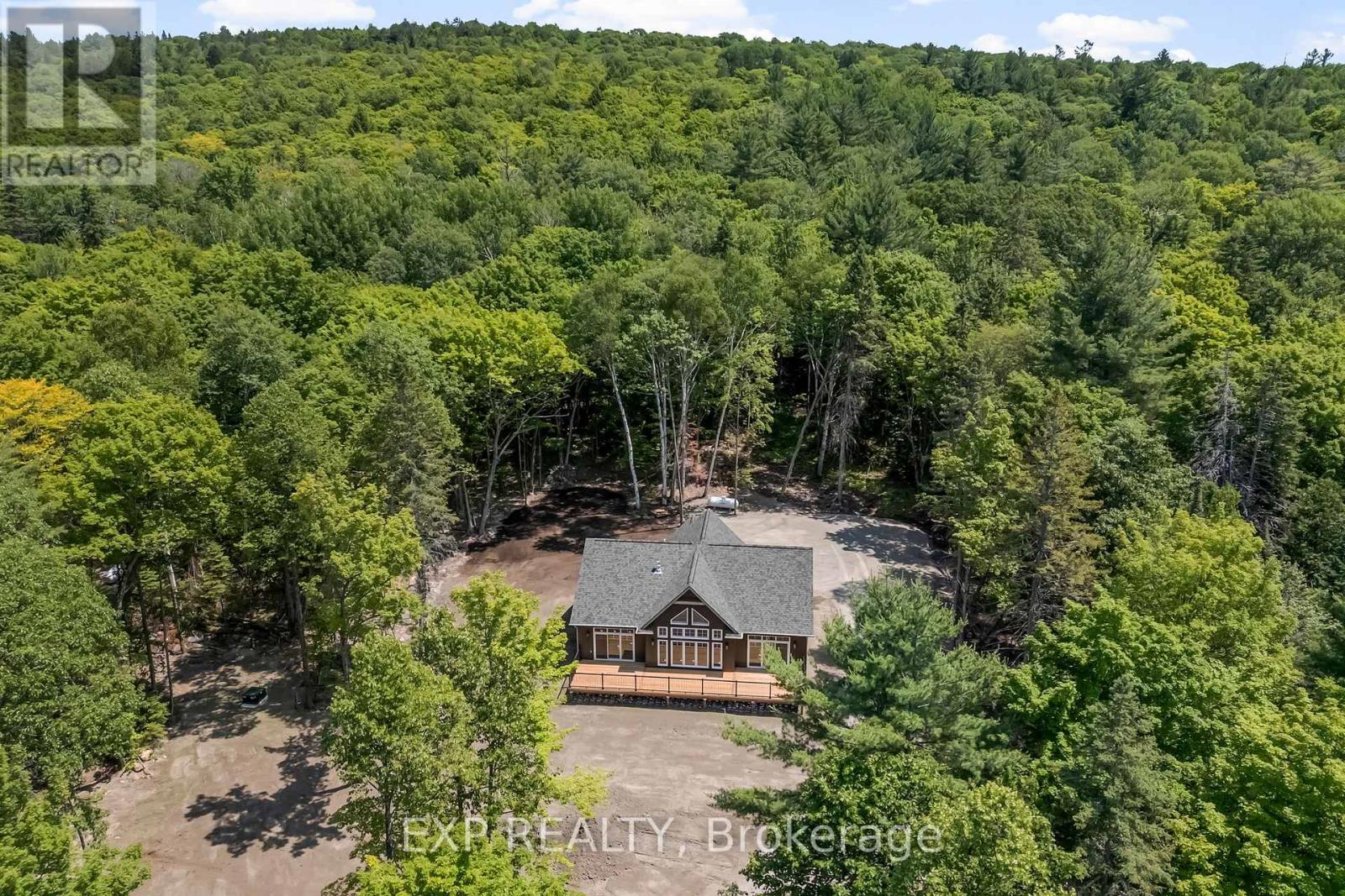 747 Lakewoods Drive, Madawaska Valley, Ontario  K0J 1B0 - Photo 1 - X12279890