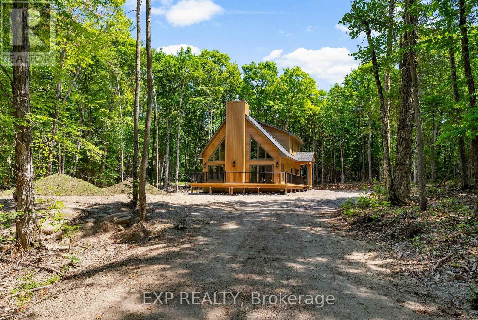 743 Lakewoods Drive, Madawaska Valley, Ontario  K0J 1B0 - Photo 1 - X12279892