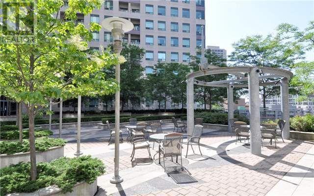 1604 - 10 Bellair Street, Toronto, Ontario  M5R 3T8 - Photo 18 - C12709588