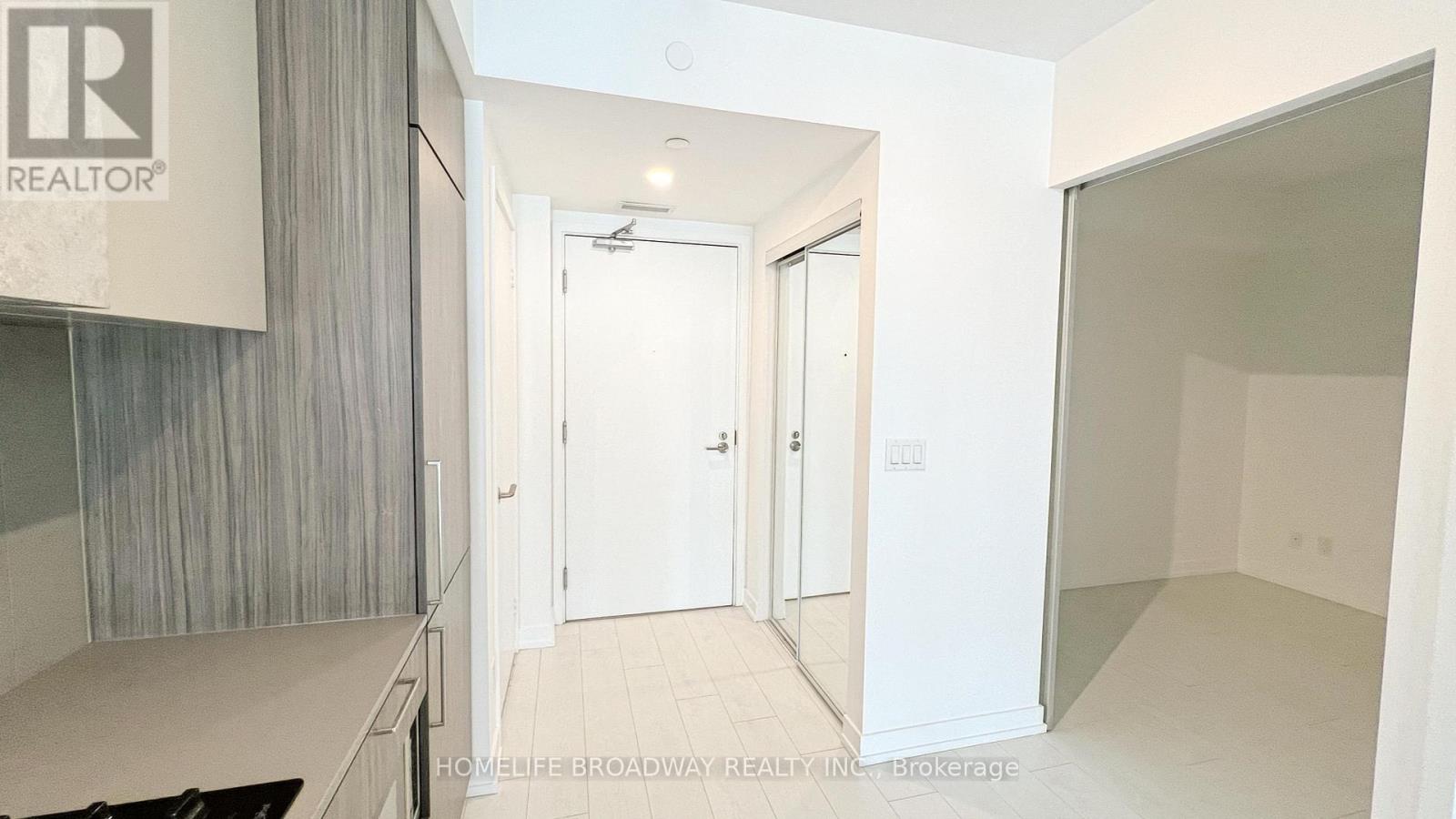 2802 - 19 Western Battery Road, Toronto (Niagara), Ontario  M6K 3S4 - Photo 2 - C12709670