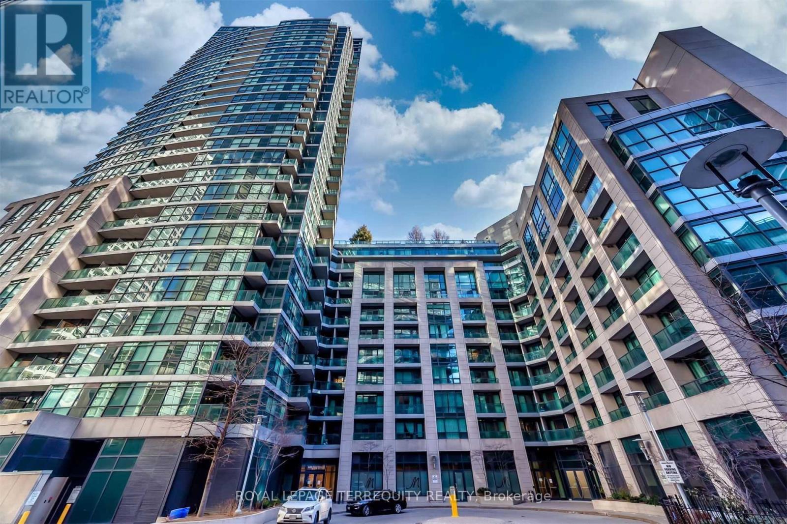 612 - 600 Fleet Street, Toronto, Ontario  M5V 1B7 - Photo 2 - C12709698