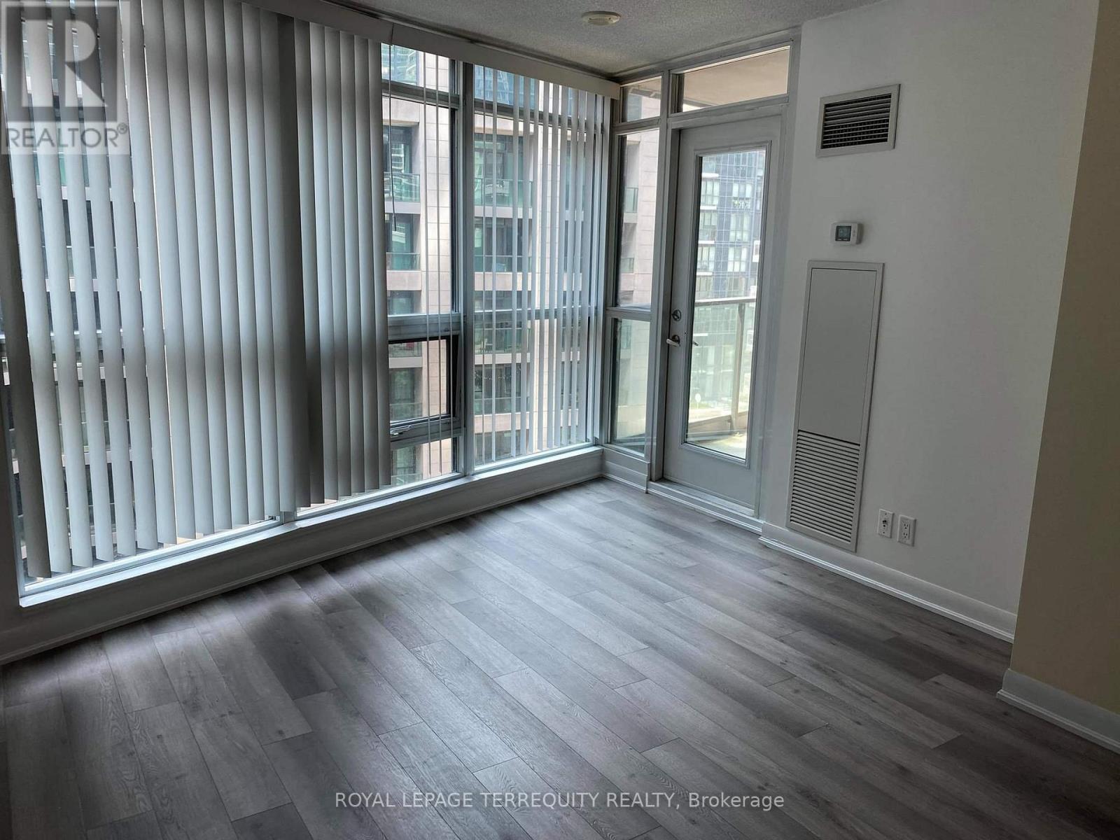 612 - 600 Fleet Street, Toronto, Ontario  M5V 1B7 - Photo 6 - C12709698