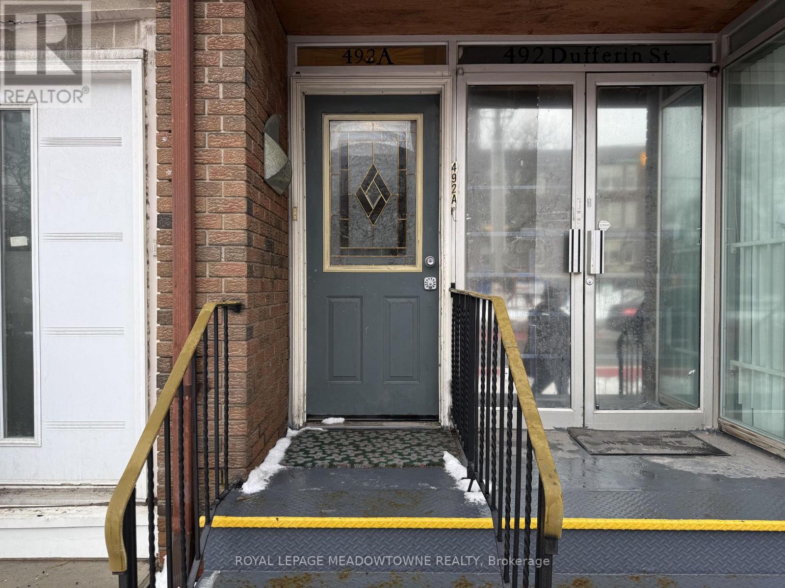 A - 492 Dufferin Street, Toronto, Ontario  M6K 2A5 - Photo 2 - C12709716