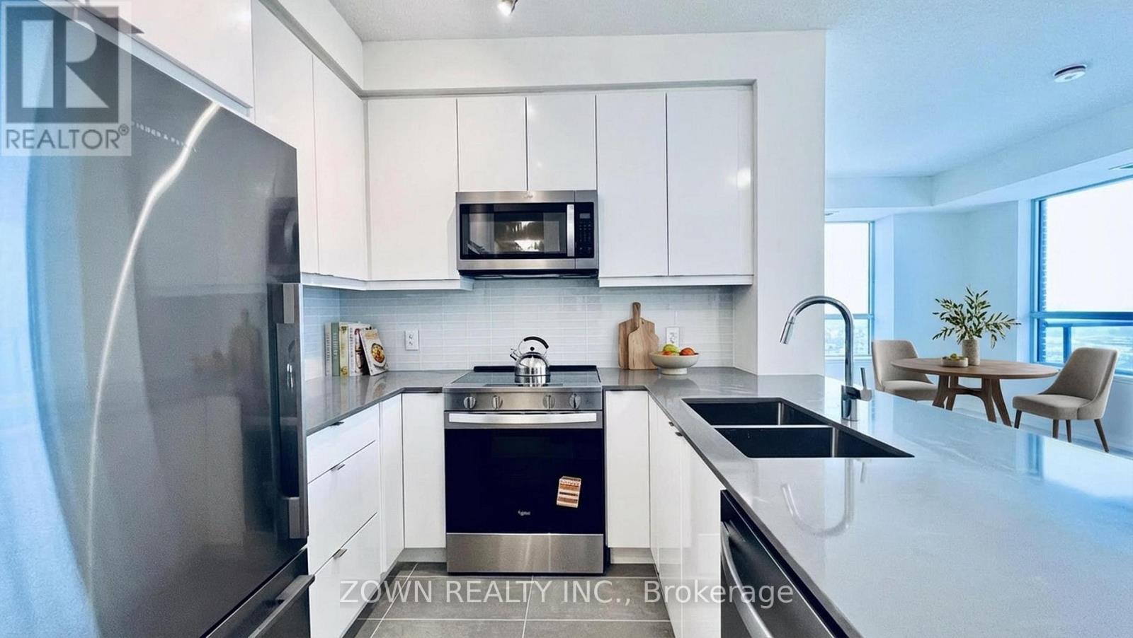 2409 - 3260 Sheppard Avenue E, Toronto, Ontario  M1T 3K3 - Photo 7 - E12709570