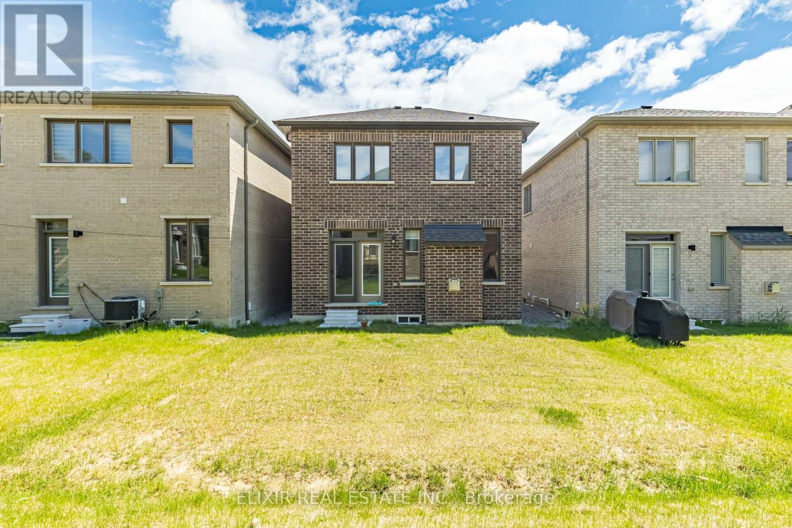 3096 PAPERBIRCH TRAIL