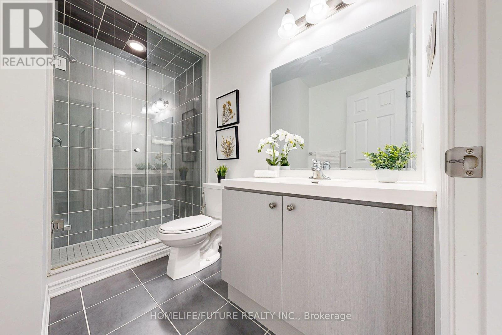 64 Ayers Crescent, Toronto, Ontario  M1L 0J4 - Photo 37 - E12709702