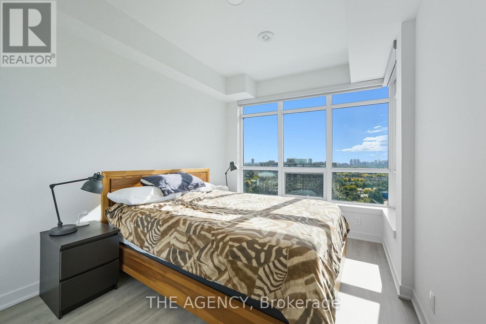 1411 - 30 Upper Mall Way, Vaughan, Ontario  L4J 0L7 - Photo 12 - N12709538