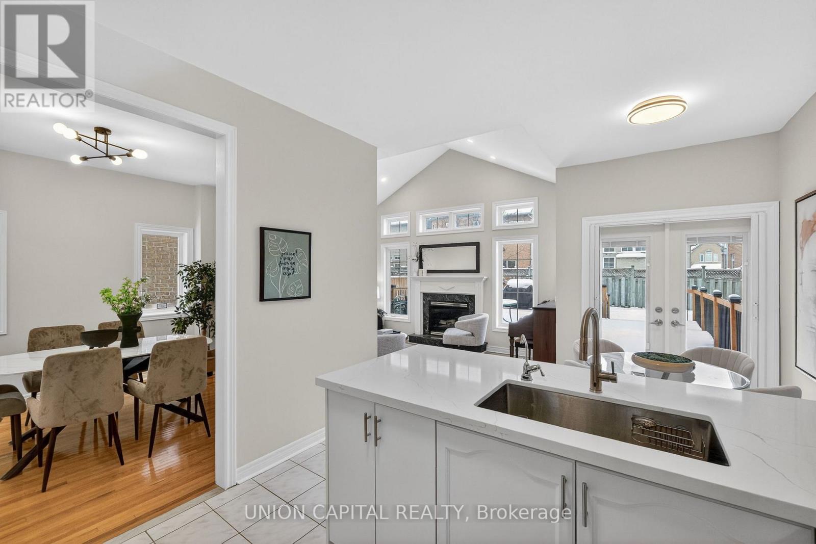 58 Golden Oak Avenue, Richmond Hill, Ontario  L4S 1Y5 - Photo 10 - N12709558