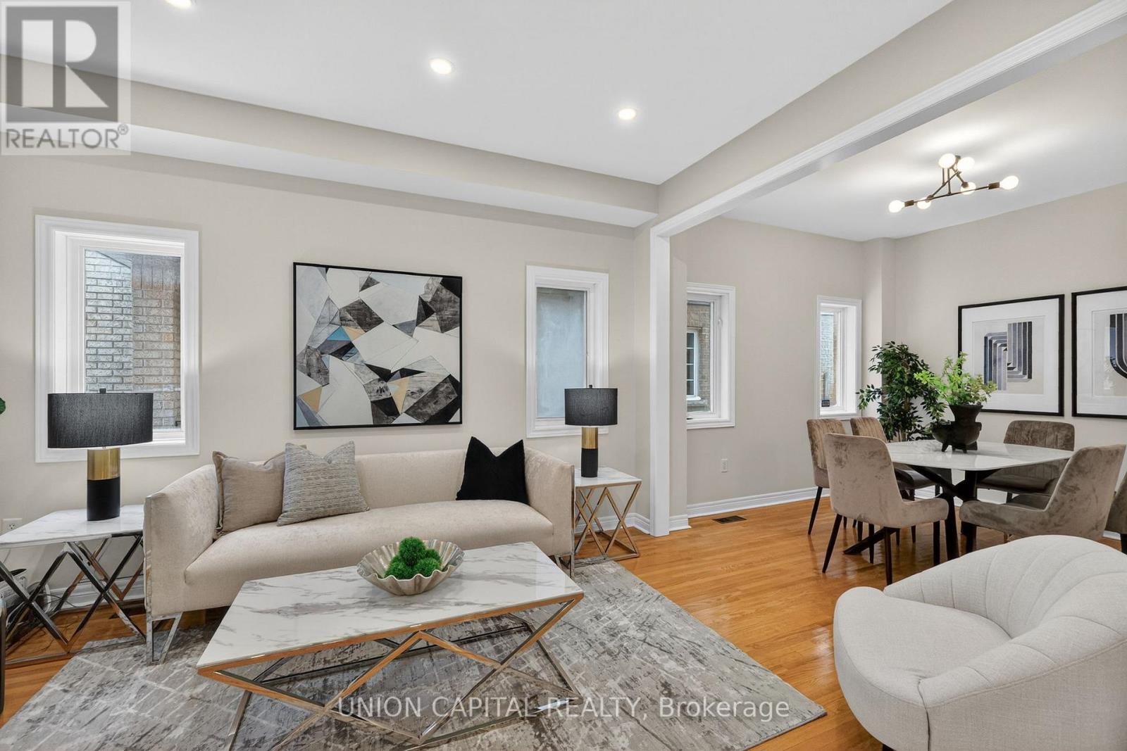 58 Golden Oak Avenue, Richmond Hill, Ontario  L4S 1Y5 - Photo 4 - N12709558