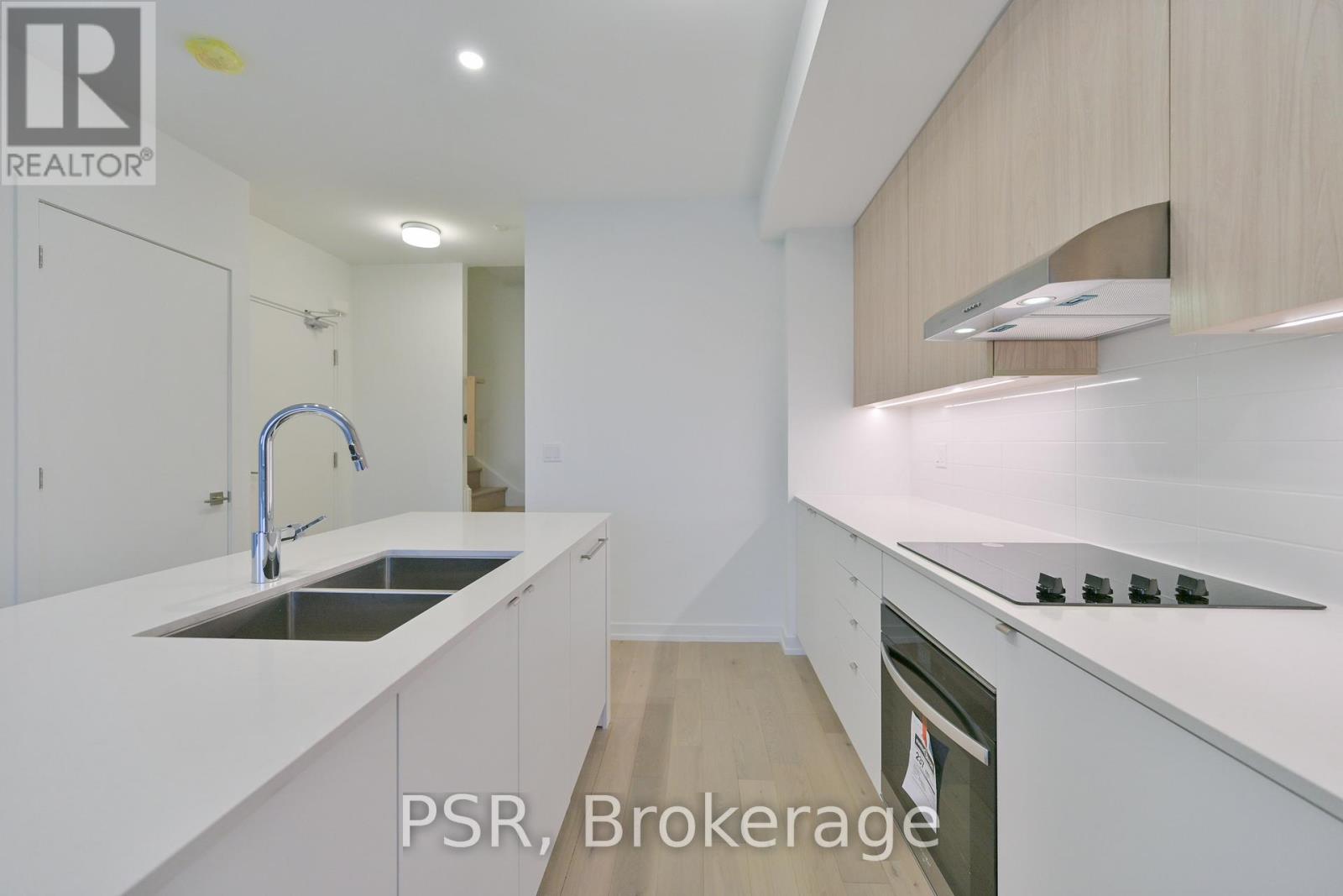 J310 - 11 Walder Lane, Richmond Hill, Ontario  L4S 0P6 - Photo 7 - N12709574