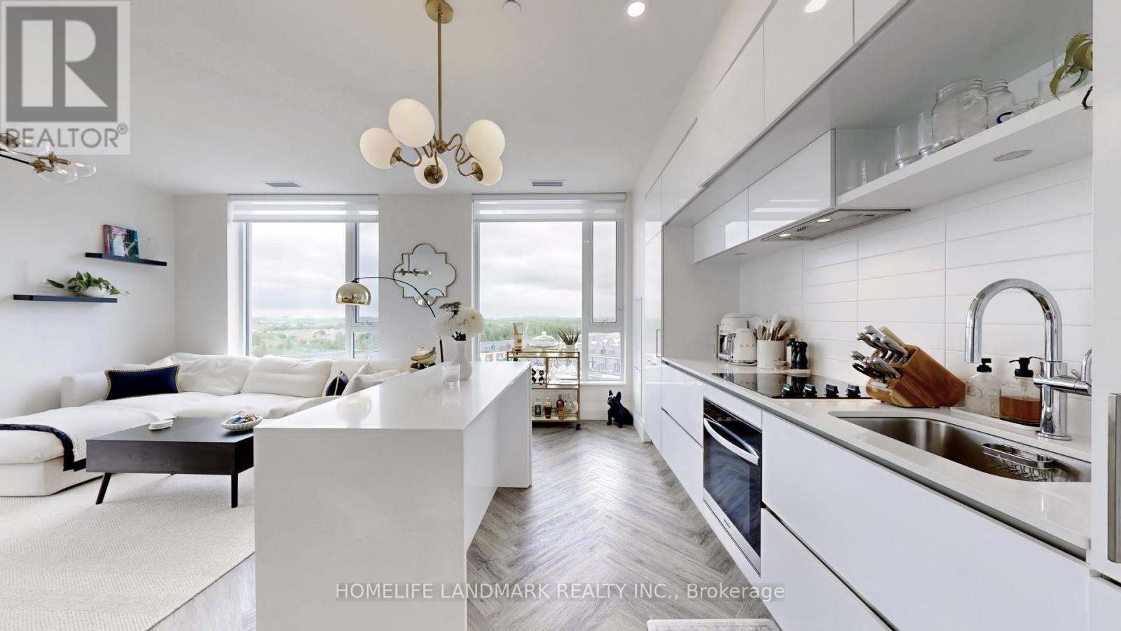 812 - 6 David Eyer Road, Richmond Hill, Ontario  L4S 0N5 - Photo 6 - N12709584