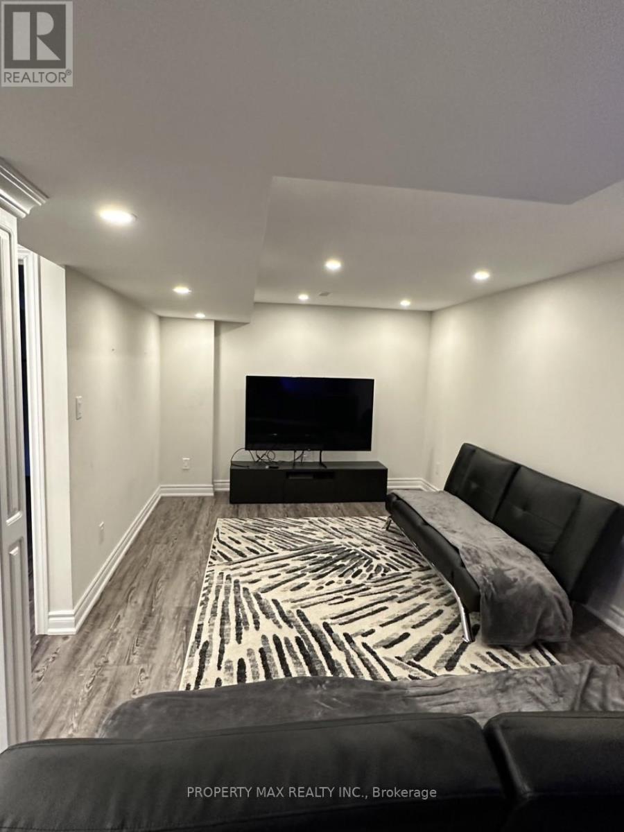 48 Elmrill Road, Markham, Ontario  L6C 2P1 - Photo 39 - N12709612