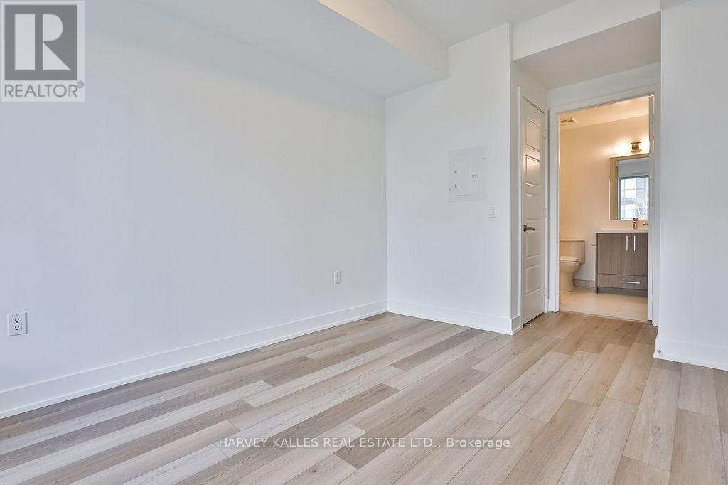 209 - 333 Sunseeker Avenue, Innisfil, Ontario  L9R 0R6 - Photo 11 - N12709686