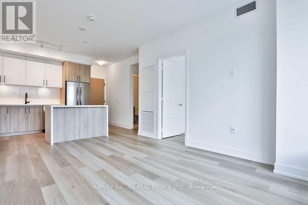 209 - 333 Sunseeker Avenue, Innisfil, Ontario  L9R 0R6 - Photo 8 - N12709686