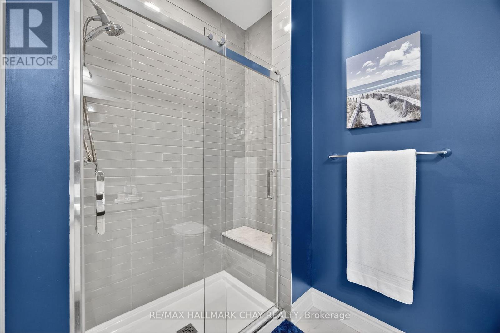 63 Summerhill Drive, New Tecumseth, Ontario  L9R 0S8 - Photo 17 - N12709756