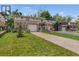 32 CHAUCER CRESCENT, Barrie, Ontario