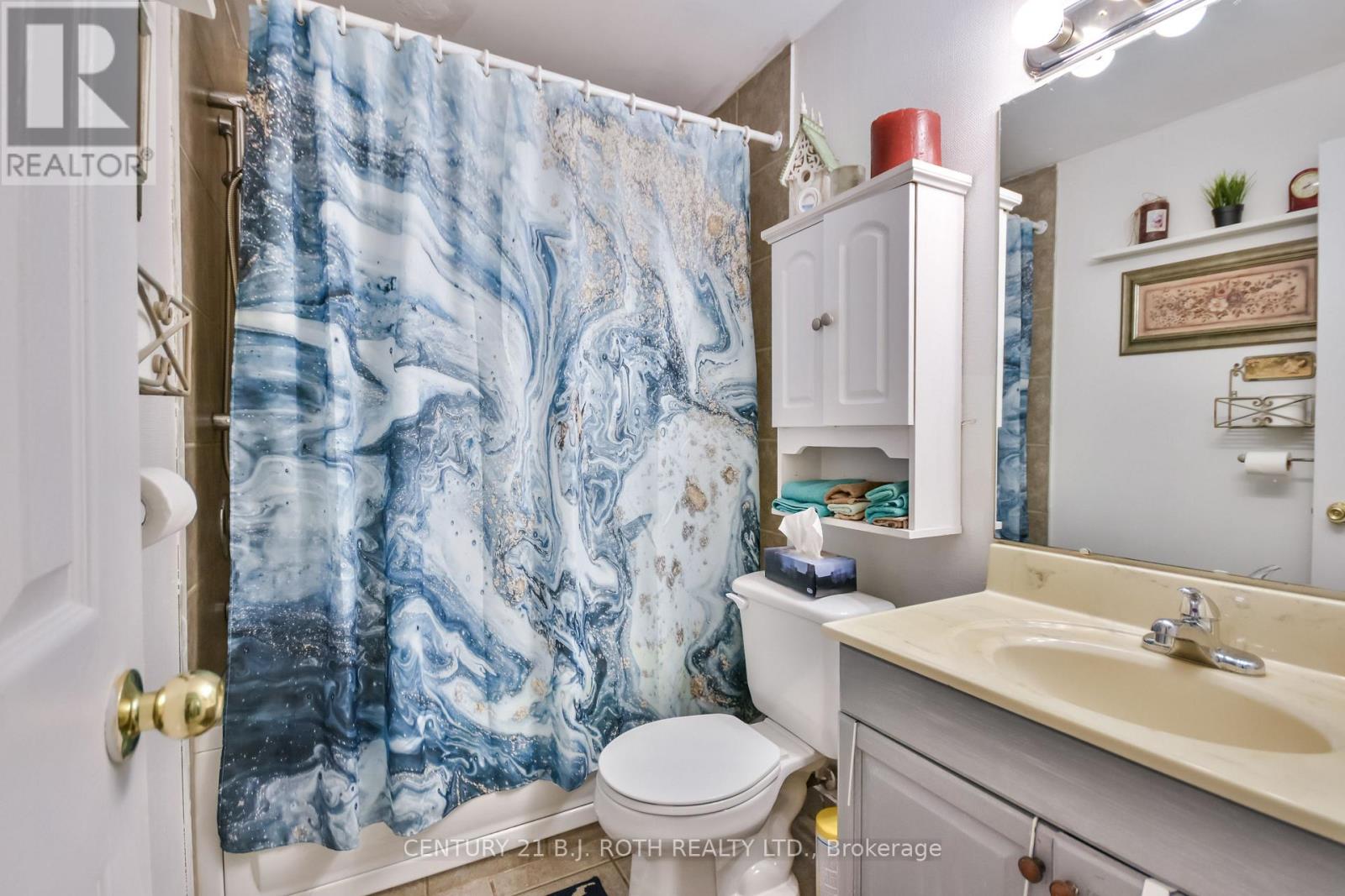 37 Nicholson Drive, Barrie (Ardagh), Ontario  L4N 8L7 - Photo 26 - S12709568