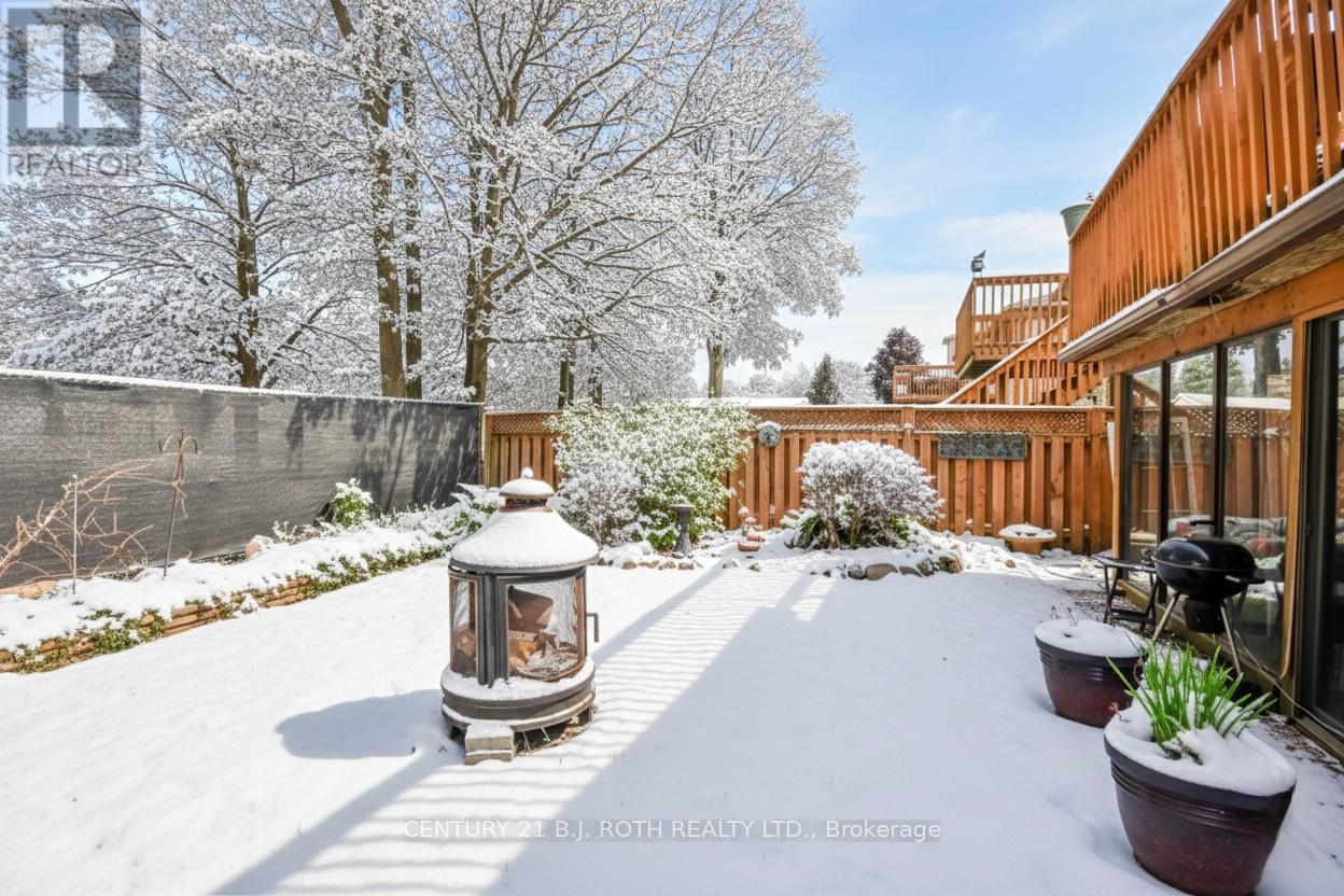 37 Nicholson Drive, Barrie (Ardagh), Ontario  L4N 8L7 - Photo 28 - S12709568