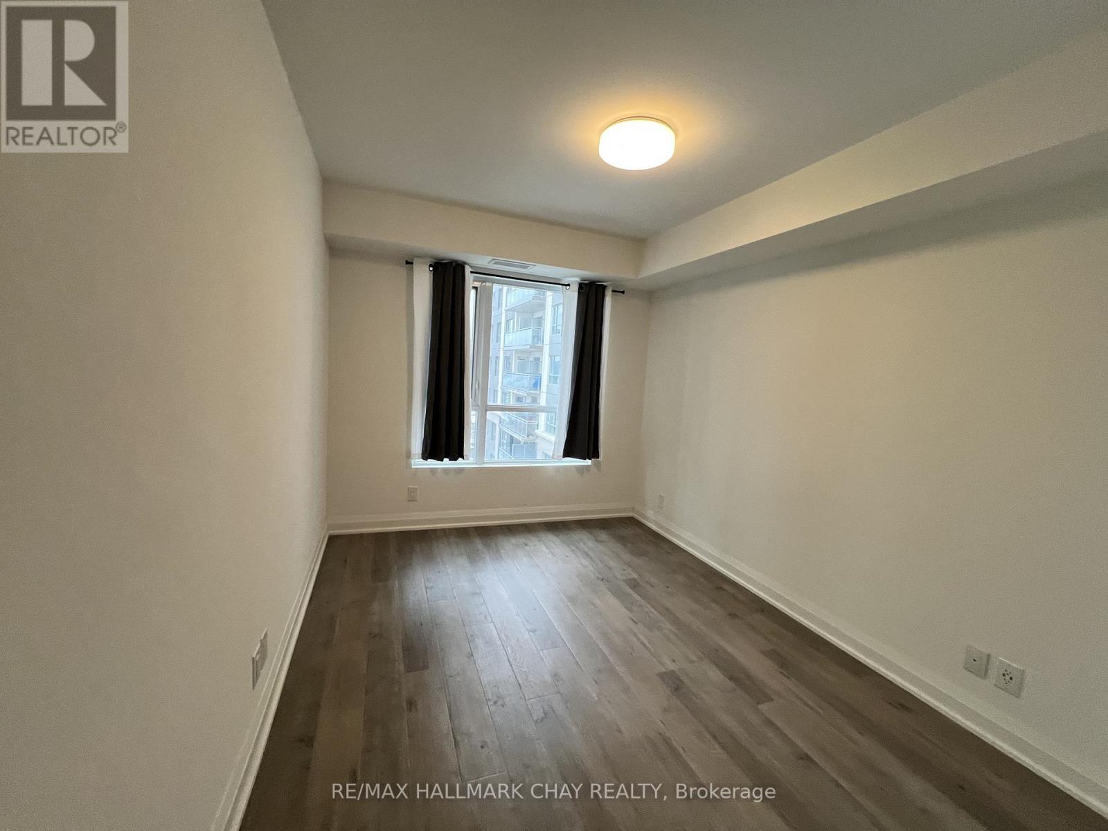 618 - 58 Lakeside Terrace, Barrie, Ontario  L4M 7N9 - Photo 4 - S12709742