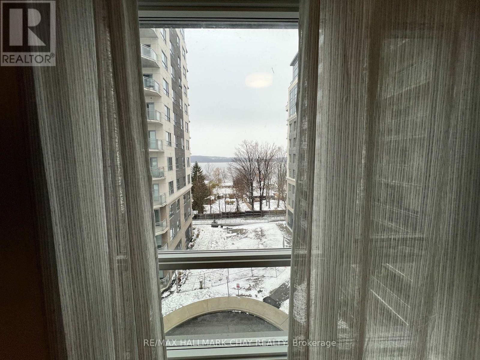 618 - 58 Lakeside Terrace, Barrie, Ontario  L4M 7N9 - Photo 7 - S12709742