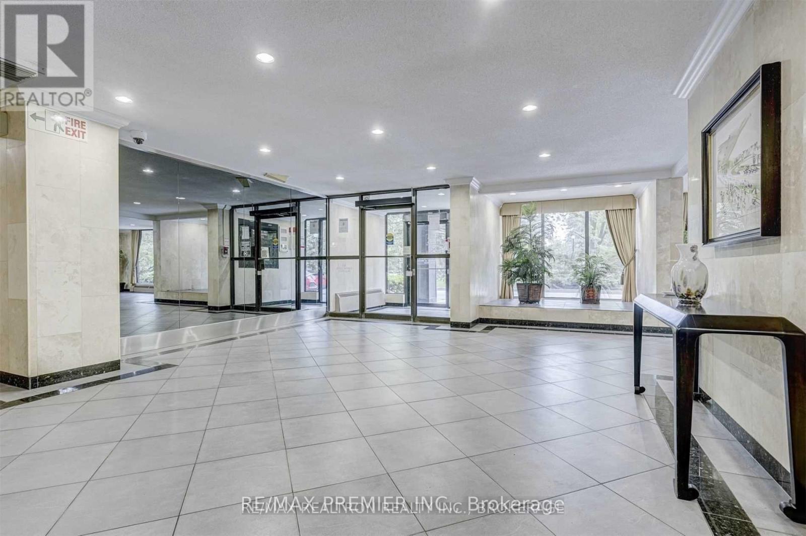 414 - 175 Hilda Avenue, Toronto, Ontario  M2M 1V8 - Photo 2 - C12709762