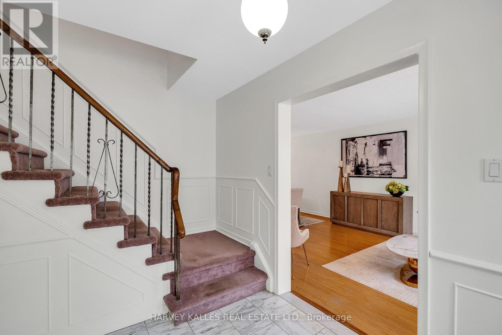 9 Bucks Green Road, Markham, Ontario  L3T 4G1 - Photo 4 - N12708222