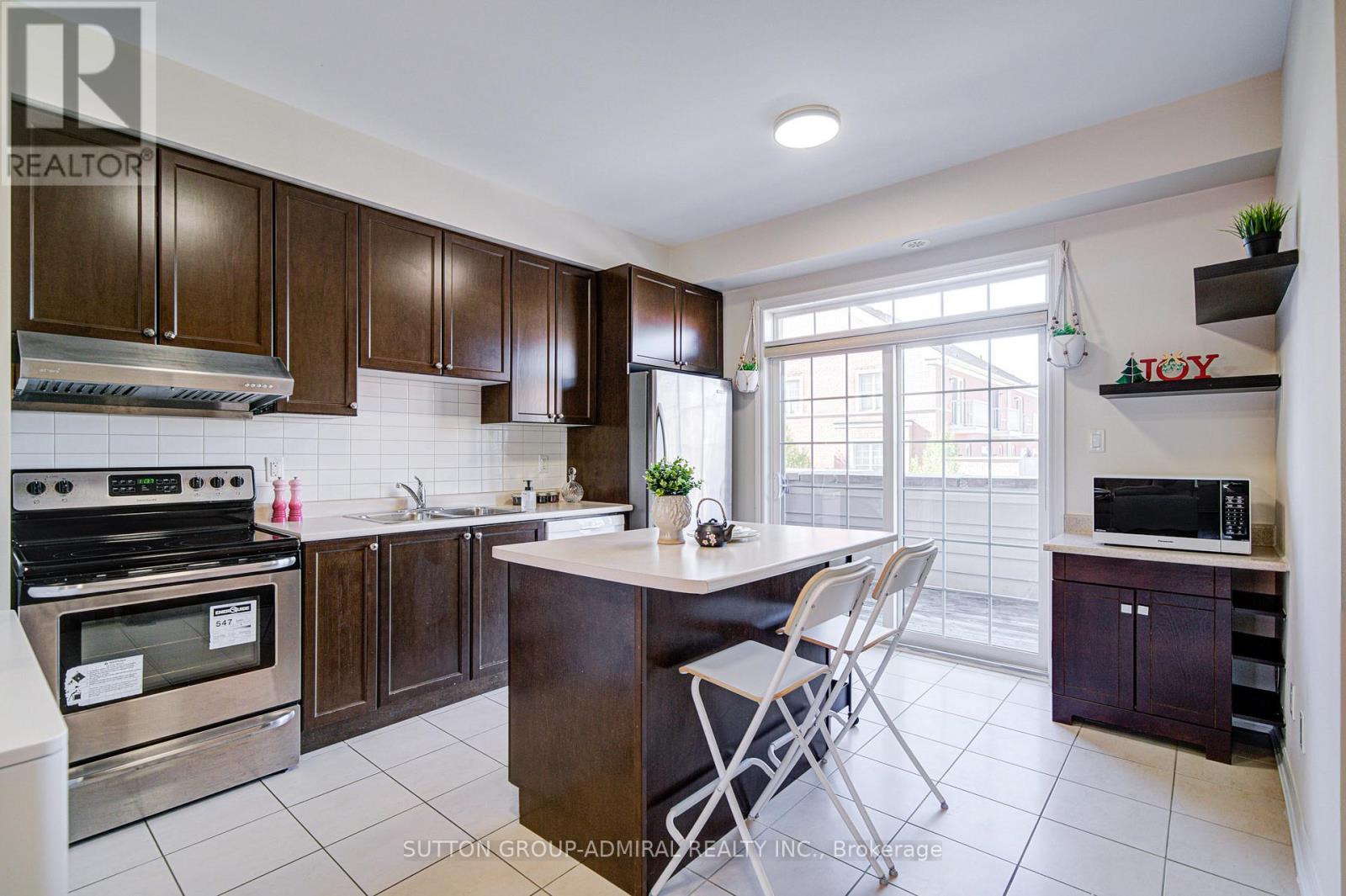 9 Vandaam Lane, Markham, Ontario  L6C 0P1 - Photo 14 - N12708804