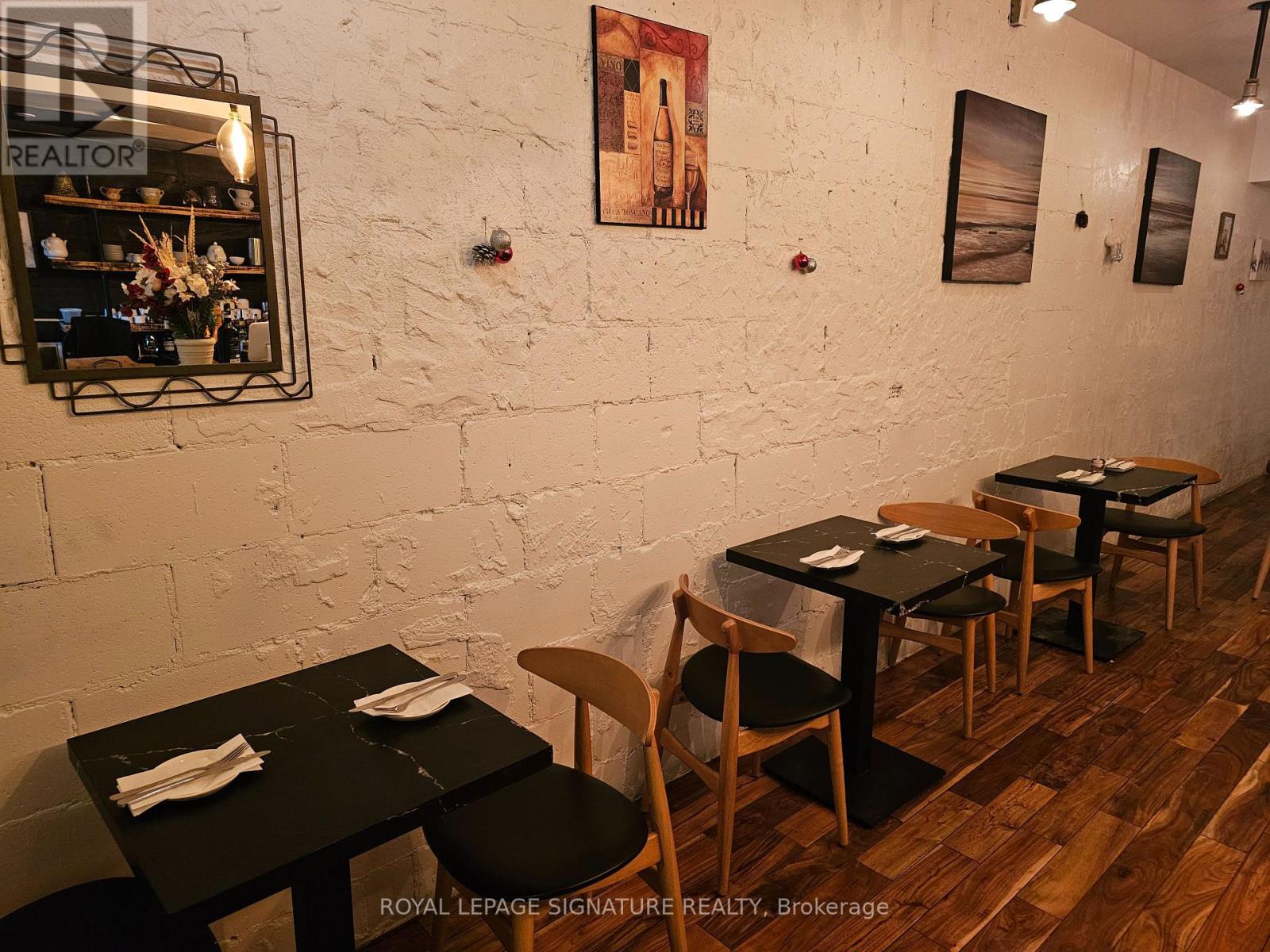 1316 Queen Street W, Toronto, Ontario  M6K 1L4 - Photo 17 - W12709546