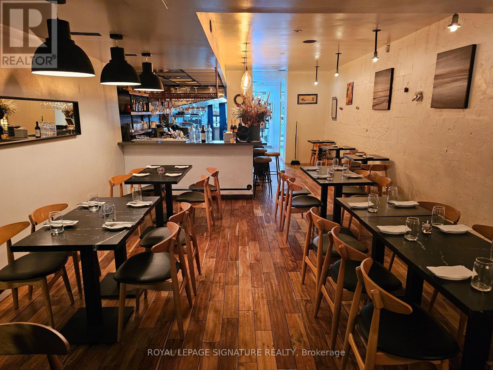 1316 Queen Street W, Toronto, Ontario  M6K 1L4 - Photo 2 - W12709546